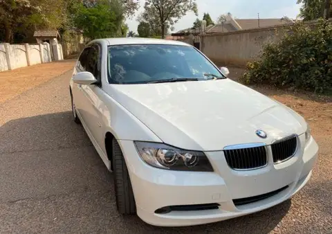 BMW 325i E90