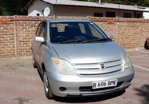 Toyota IST