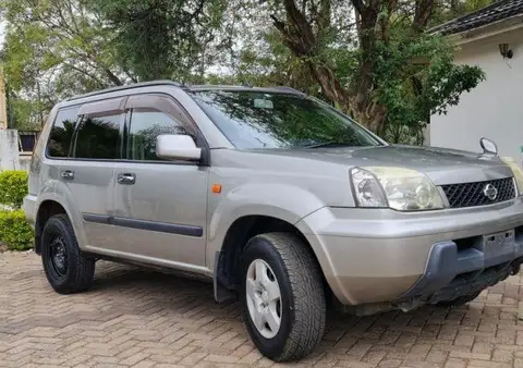 Nissan X Trail