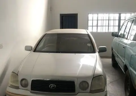 Toyota Progres