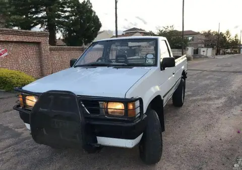Nissan Hardbody 2.4
