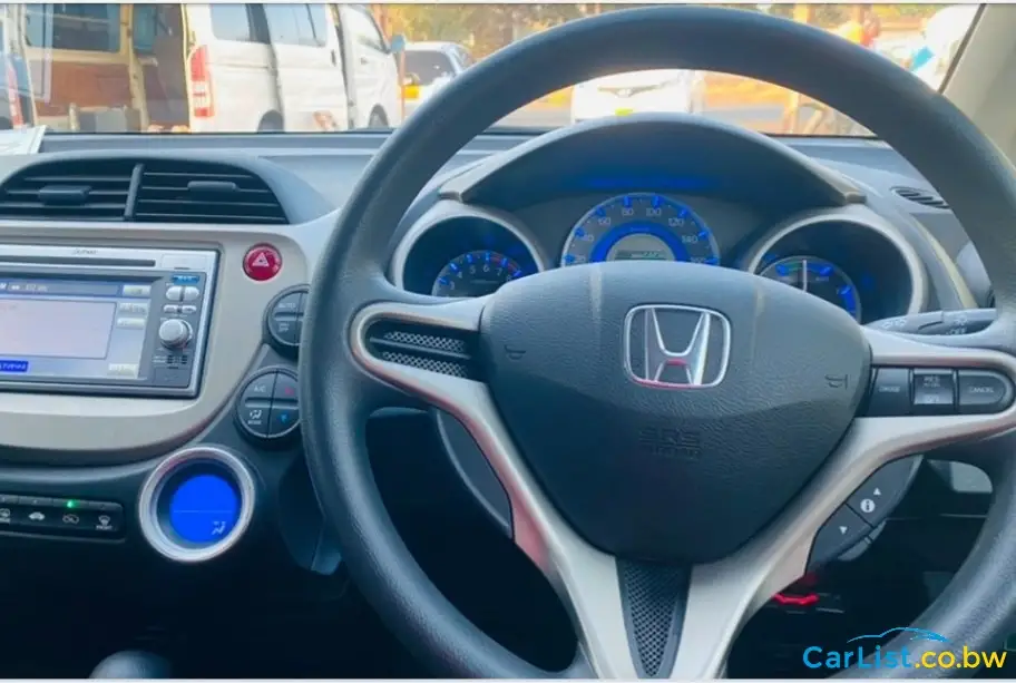 2016 Honda FIT Rear camera used car for sale in Bobonong Botswana