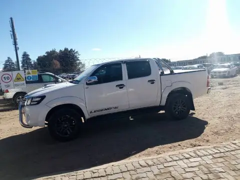Toyota Hilux Double Cab 2015 TOYOTA HILUX 3.0 D-4D RAI