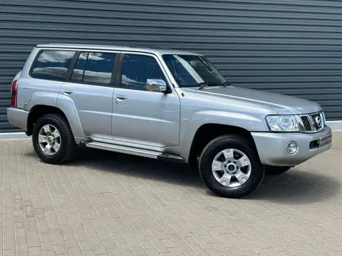 Nissan Patrol 2016 Nissan Patrol 4.8 GRX 4x4