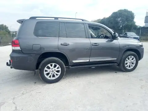 Toyota Land Cruiser 79 2020 TOYOTA LAND CRUISER 200 V