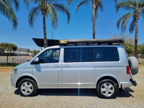 Volkswagen Caravelle  2015 Volkswagen Caravelle T5 