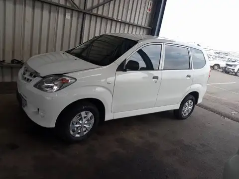 Toyota Avanza 2011 TOYOTA AVANZA 1.3 SX