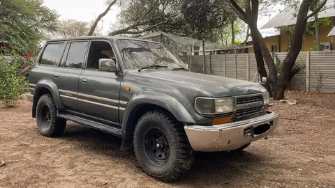 Toyota Land Cruiser VX Limited