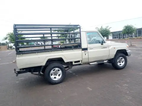 Toyota Land Cruiser 2012 TOYOTA LAND CRUISER 4.5 P