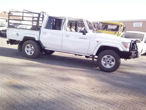 Toyota Land Cruiser 79 2020 TOYOTA LAND CRUISER 79 4.