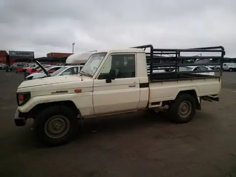 Toyota Land Cruiser 76 2005 TOYOTA LAND CRUISER 4.2 D