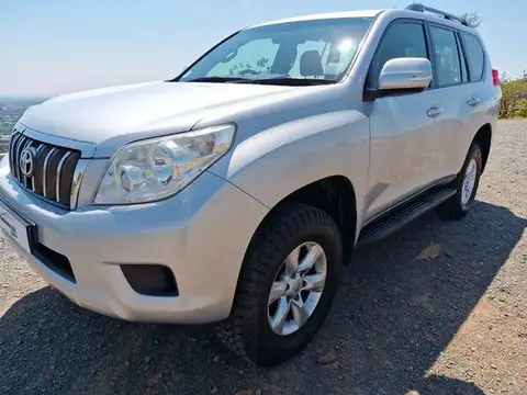 Toyota Land Cruiser Prado TX 2010 Toyota Land Cruiser Prado