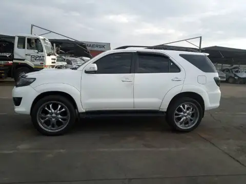 Toyota Fortuner 2014 TOYOTA FORTUNER 3.0D-4D 4