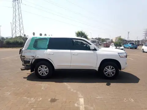 Toyota Land Cruiser Prado VX 2008 TOYOTA LANDCRUISER 200 V8