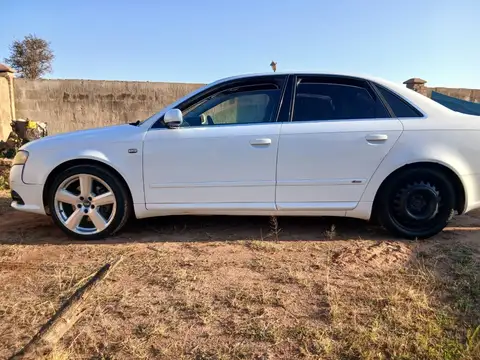 Audi A4 Sedan