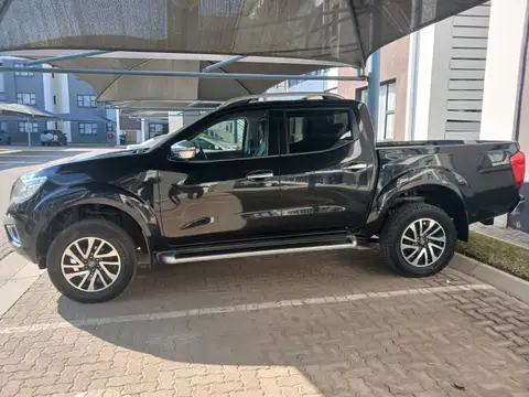 Nissan Navara Double Cab LE