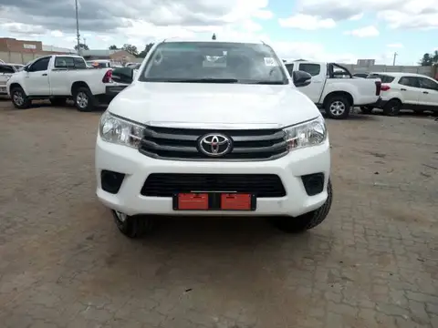 Toyota Hilux Double Cab GD-6 RB Raider 2017 TOYOTA HILUX 2.4 GD-6 RB 