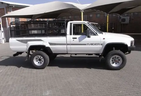 Toyota Hilux Single Cab Raider Toyota Hilux 2.2 4Y 4x4 S/Cab