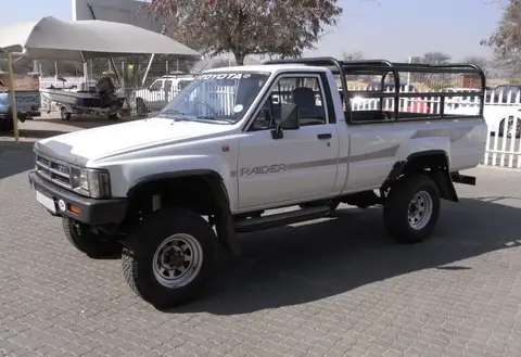 Toyota Hilux Single Cab Raider Toyota Hilux 2.2 4Y 4x4 S/Cab