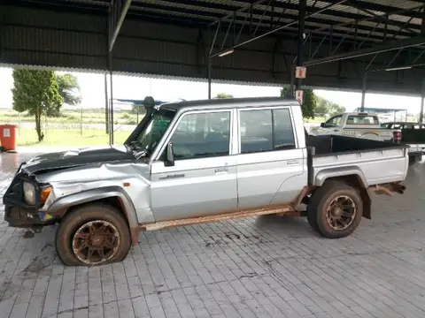 Toyota Land Cruiser 79 2017 TOYOTA LAND CRUISER 79 4.